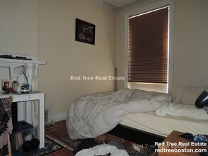 206 Commonwealth Ave, Unit 8 in Boston, MA - Building Photo - Building Photo