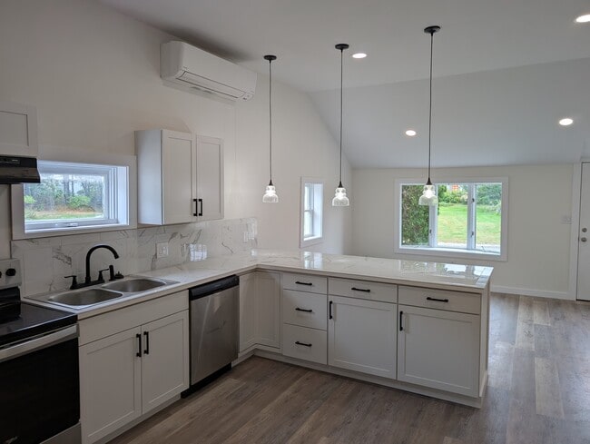 22 Renos Blf, Unit A in West Bath, ME - Building Photo - Building Photo