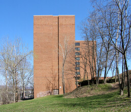 Valley View Terrace Apartments in Wilkes-Barre, PA - Building Photo - Building Photo