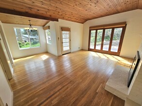203 Morning Sun Ave in Mill Valley, CA - Building Photo - Building Photo