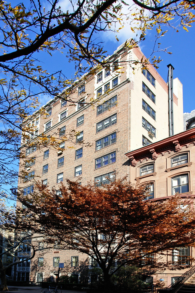 1 Pierrepont St in Brooklyn, NY - Foto de edificio - Building Photo