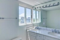 5900 Collins Ave, Unit 1508 in Miami Beach, FL - Building Photo - Building Photo