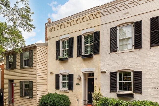 1522 32nd St NW in Washington, DC - Building Photo - Building Photo