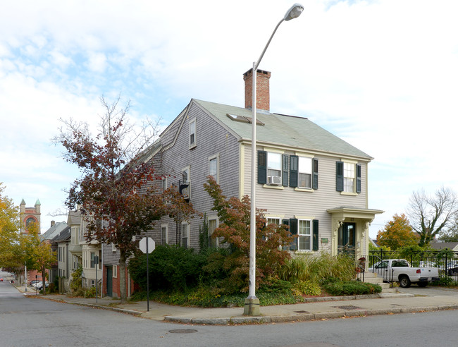 22 S Sixth St in New Bedford, MA - Building Photo - Building Photo