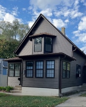 1411 Portland Ave in Beloit, WI - Foto de edificio - Building Photo