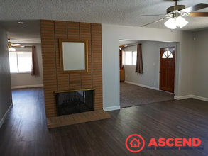 722 Salem St in Delano, CA - Building Photo - Building Photo