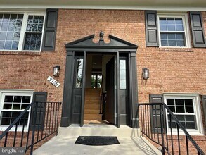 9706 Glen Way in Fort Washington, MD - Building Photo - Building Photo