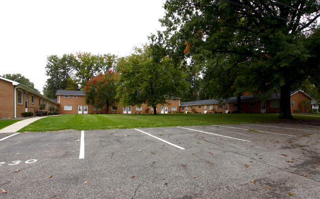 Concord Apartments in Hermitage, PA - Building Photo - Building Photo