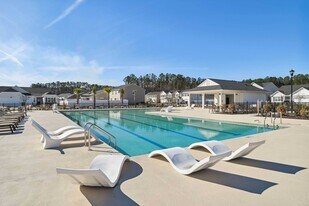Retreat at New Riverside in Bluffton, SC - Building Photo