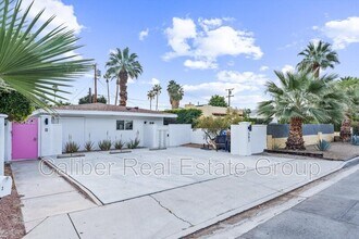 502 Calle Santa Rosa S in Palm Springs, CA - Building Photo - Building Photo