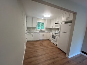 12631 34th Ave S in Tukwila, WA - Building Photo - Building Photo