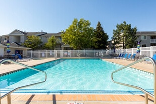 Wingpointe in Clearfield, UT - Building Photo