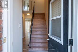 100 Brownleigh Ave in Welland, ON - Building Photo - Building Photo