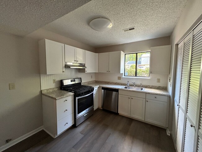 288 Heathersett Dr in Marietta, GA - Foto de edificio - Building Photo