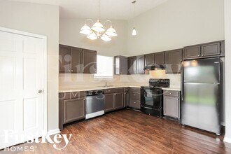 3809 Bonn Blvd, Unit 16-456 in Indianapolis, IN - Foto de edificio - Building Photo