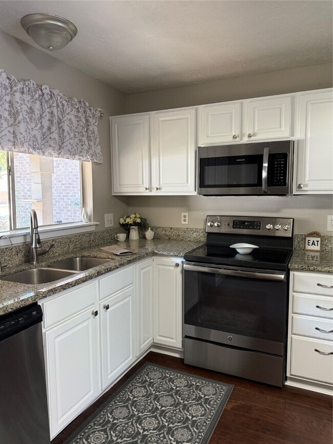 property at 95 Marabou Pl