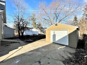 496 Bay St in St. Paul, MN - Building Photo - Building Photo