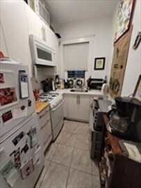 1568 Commonwealth Ave, Unit 3 in Boston, MA - Building Photo