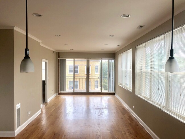 4300 N Kedzie Ave in Chicago, IL - Building Photo - Building Photo