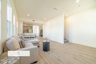 126 N New Ave in Monterey Park, CA - Building Photo - Building Photo