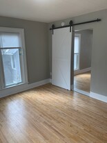 516 N Broad St, Unit 2 in Mankato, MN - Building Photo