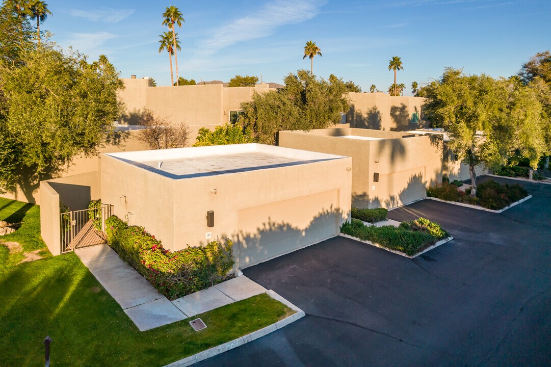 7209 E McDonald Dr in Scottsdale, AZ - Foto de edificio