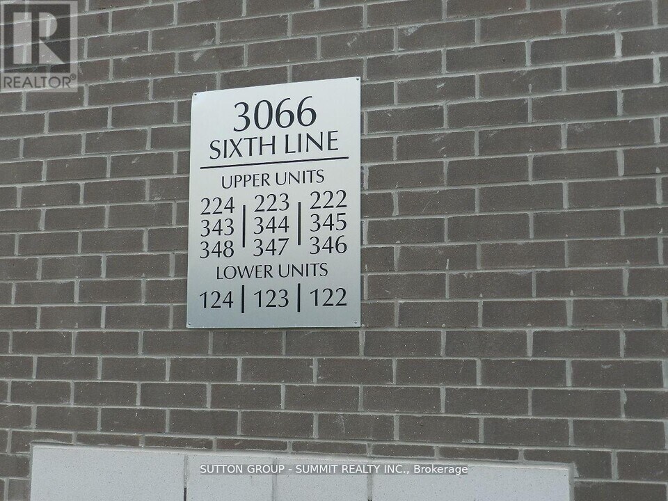 3066-3066 Sixth Line in Oakville, ON - Building Photo