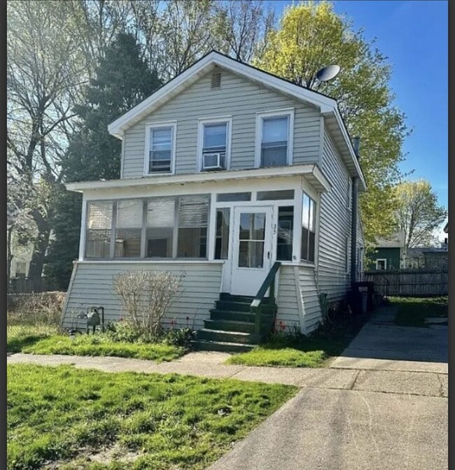 property at 35 Lawrence St