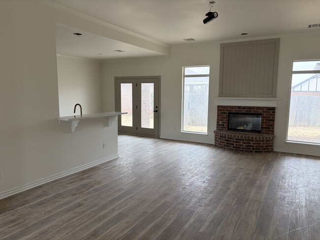 11601 Hackney Ln in Yukon, OK - Building Photo - Building Photo