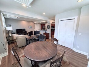 3438 Girard Ave S in Minneapolis, MN - Building Photo - Building Photo