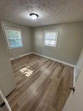 1051 Camelia St NW in Hartville, OH - Building Photo - Building Photo