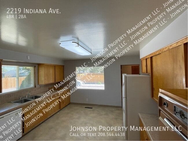 2219 Indiana Ave in Caldwell, ID - Building Photo - Building Photo