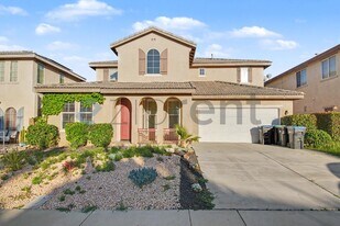 Unit in Palmdale, CA - Building Photo