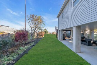 48 5th St in Highlands, NJ - Building Photo - Building Photo