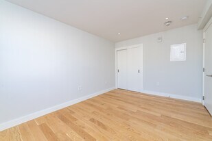 1410 Columbia Rd, Unit 4J in Boston, MA - Building Photo