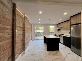 25 Firstbrooke Rd in Toronto, ON - Building Photo