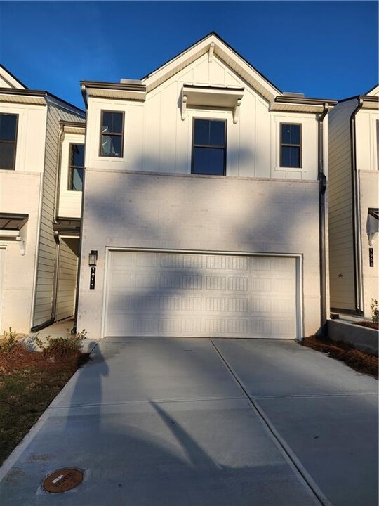 1911 Westwind St in Lawrenceville, GA - Foto de edificio