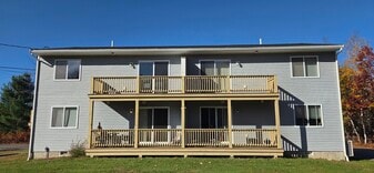 41 Beatrice St in Danville, NH - Building Photo