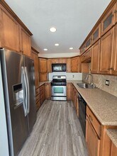 10725 Lisa Meadows Dr in Santee, CA - Building Photo - Building Photo