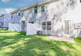 411 Sea Grit Ct in Greer, SC - Building Photo - Building Photo