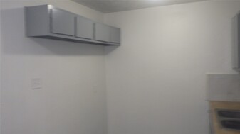 8410 Brandon St in Houston, TX - Building Photo