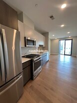 10 Central St, Unit T in Somerville, MA - Building Photo