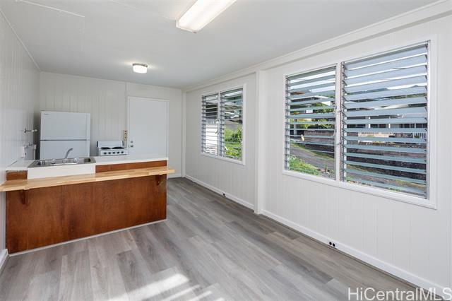 2341 Palolo Ave in Honolulu, HI - Building Photo