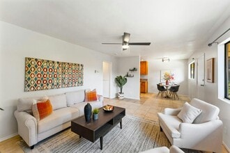 5535 Ackerfield Ave in Long Beach, CA - Building Photo - Building Photo