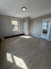 150 S Harrison St, Unit 4E in East Orange, NJ - Building Photo - Building Photo