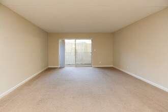 Bella Terraza in Jacksonville, FL - Building Photo - Interior Photo
