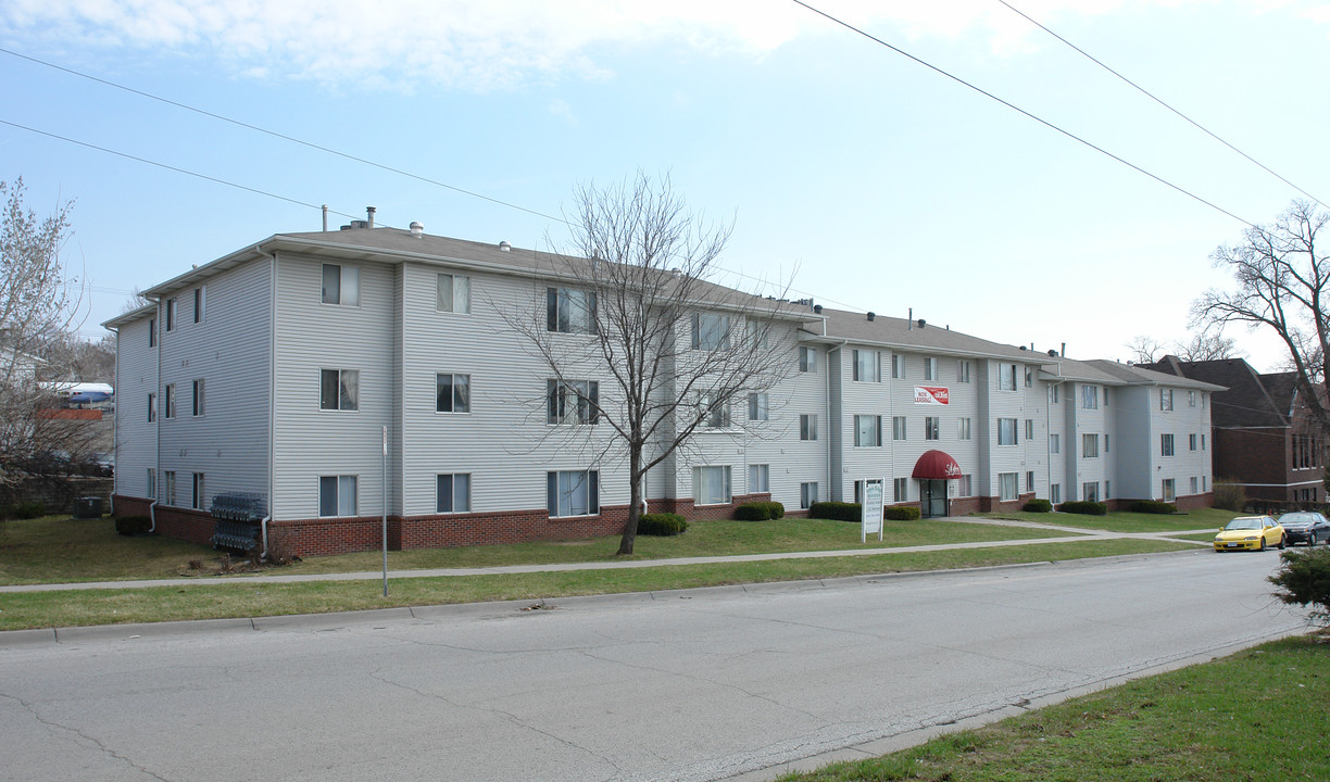 Aspen Ridge Apartments in Omaha, NE - Building Photo