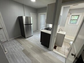 77 2nd St in Newark, NJ - Building Photo - Building Photo