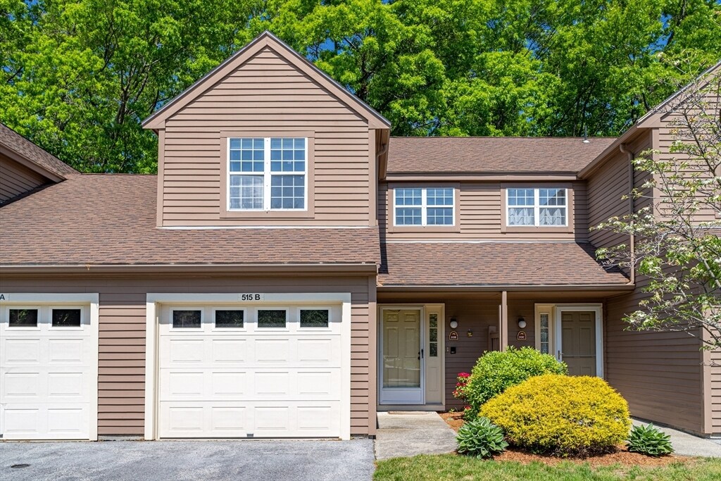 515 Ridgefield Cir in Clinton, MA - Building Photo