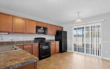 4011 Grandeur Ave in Jacksonville, NC - Building Photo - Building Photo